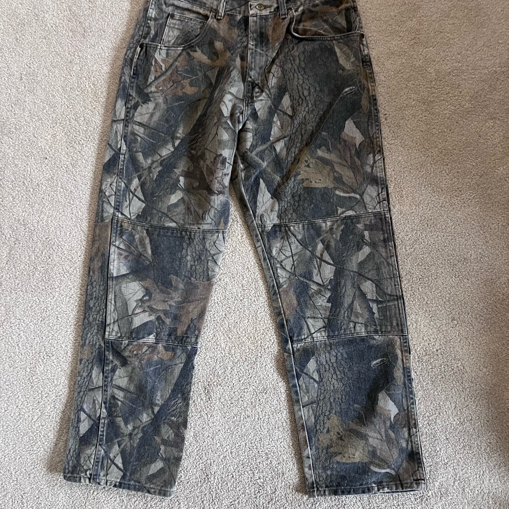 Vintage Wrangler x Mossy Oak Baggy Camo Jeans